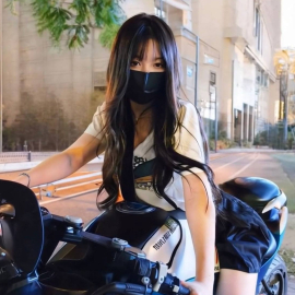 成华开机车少萝