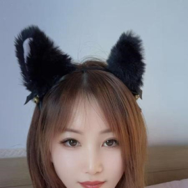 娇小型妹子