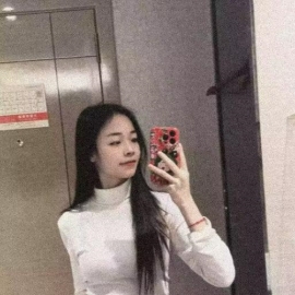 蛇纹管够的小姐姐