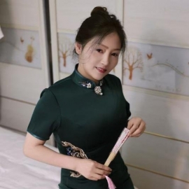 后入油臀少妇