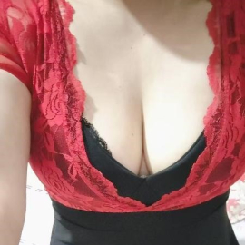 大奶子熟女姐姐