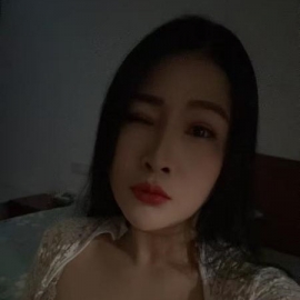 体验胸器美女