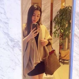 三刷服务系骚女小如