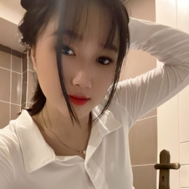 丰乳翘臀嫩妹子