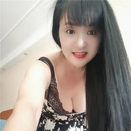 大胸少妇