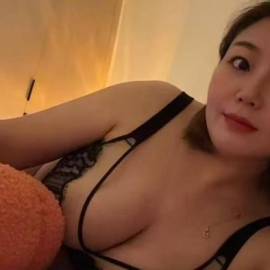 大屁股少妇
